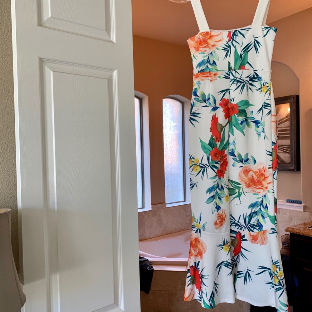True Violet Tropical Bodycon Dress - Picture 3 of 4